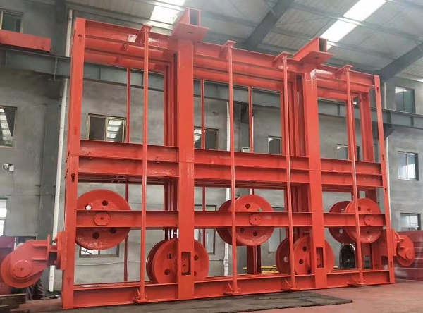 無(wú)極繩連續(xù)車牽引車張緊裝置